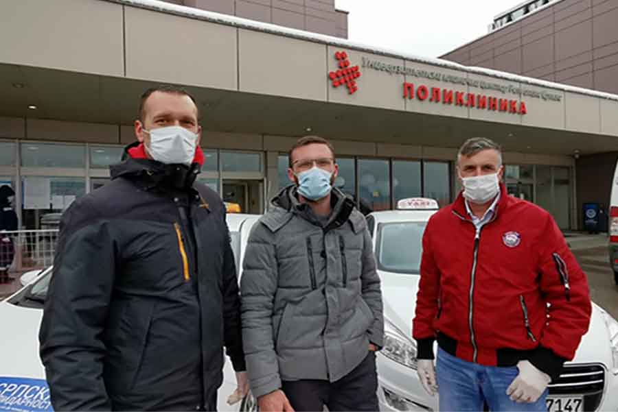 srpska solidarnost taksisti medicinski radnici akcija prevoz